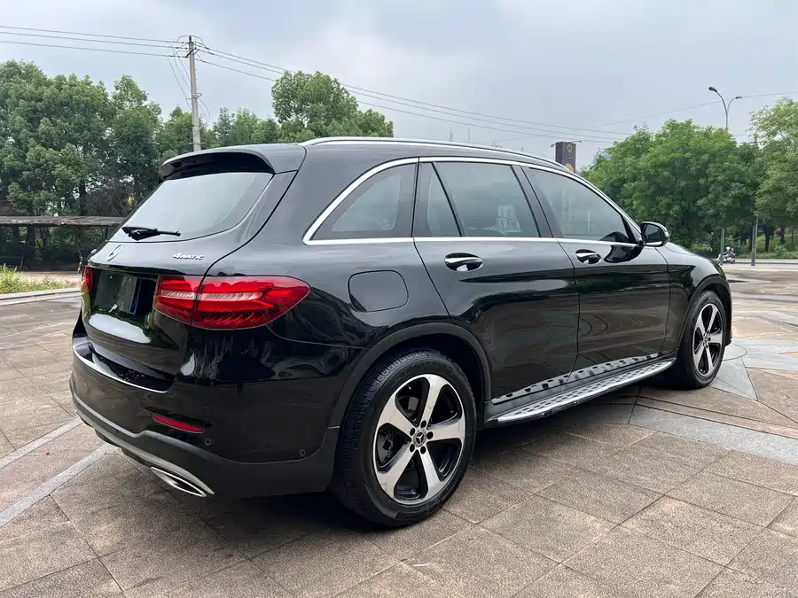 Mercedes Benz GLC