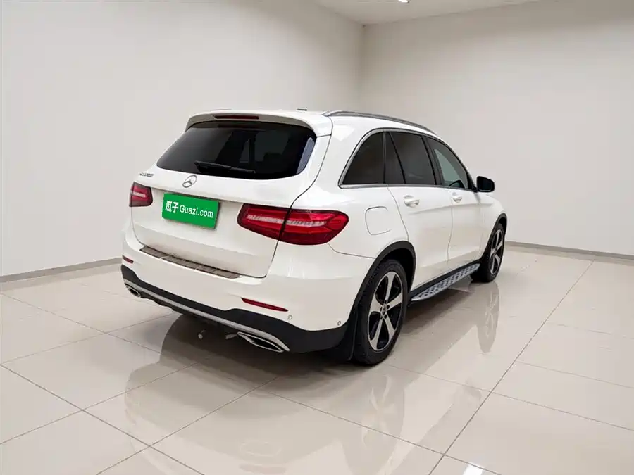 Mercedes Benz GLC