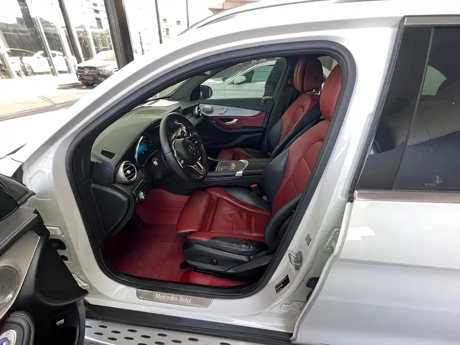 Mercedes Benz GLC