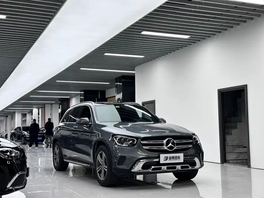 Mercedes Benz GLC