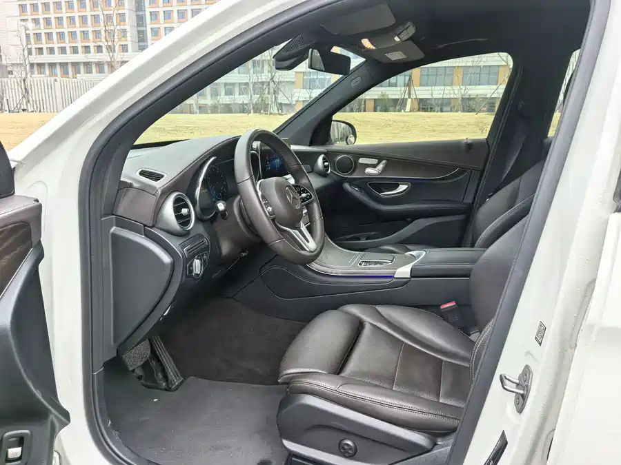 Mercedes Benz GLC
