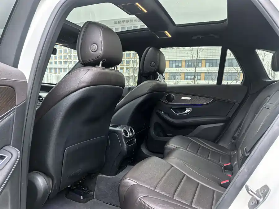 Mercedes Benz GLC