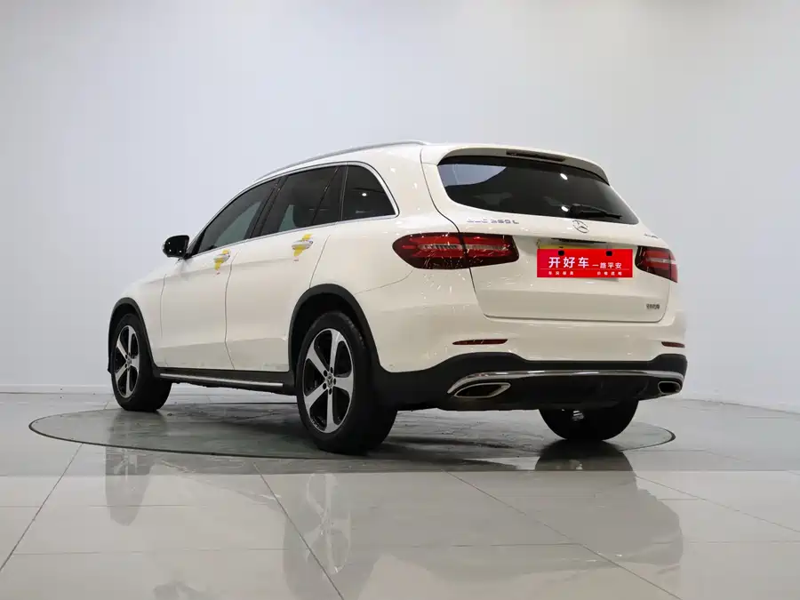 Mercedes Benz GLC