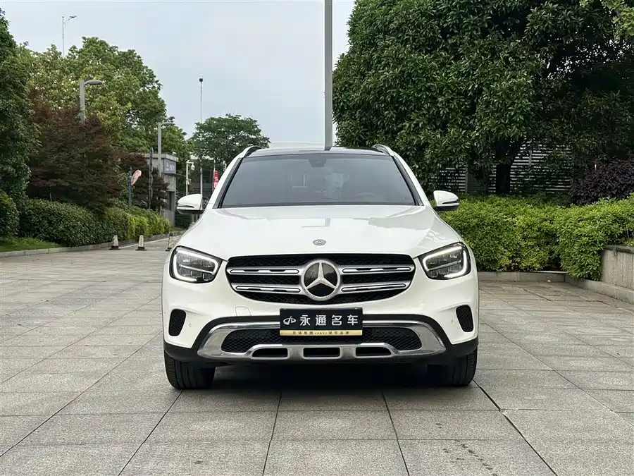 Mercedes Benz GLC