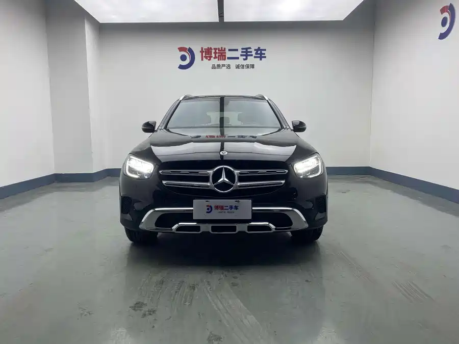 Mercedes Benz GLC