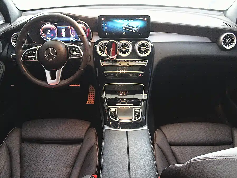 Mercedes Benz GLC