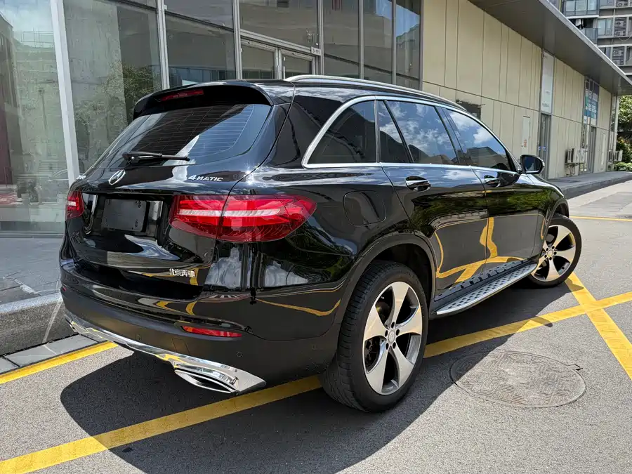Mercedes Benz GLC