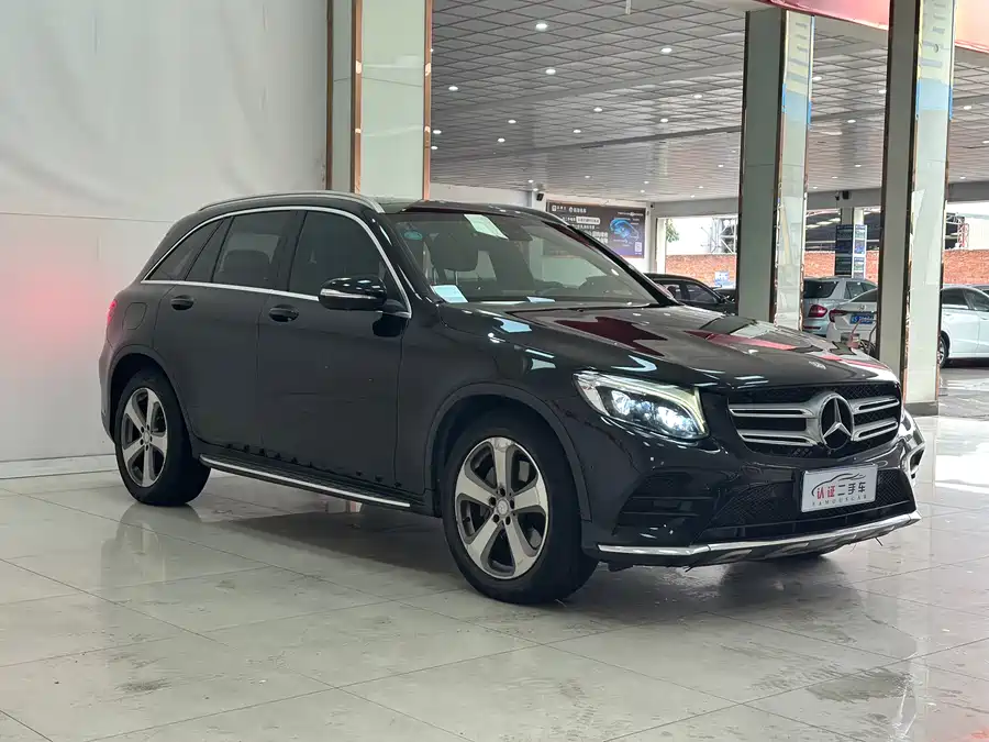 Mercedes Benz GLC