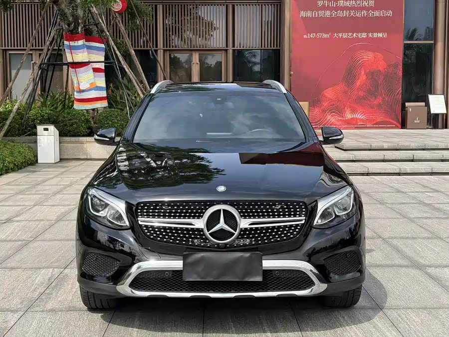 Mercedes Benz GLC