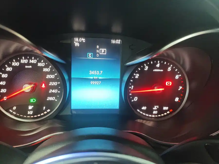 Mercedes Benz GLC