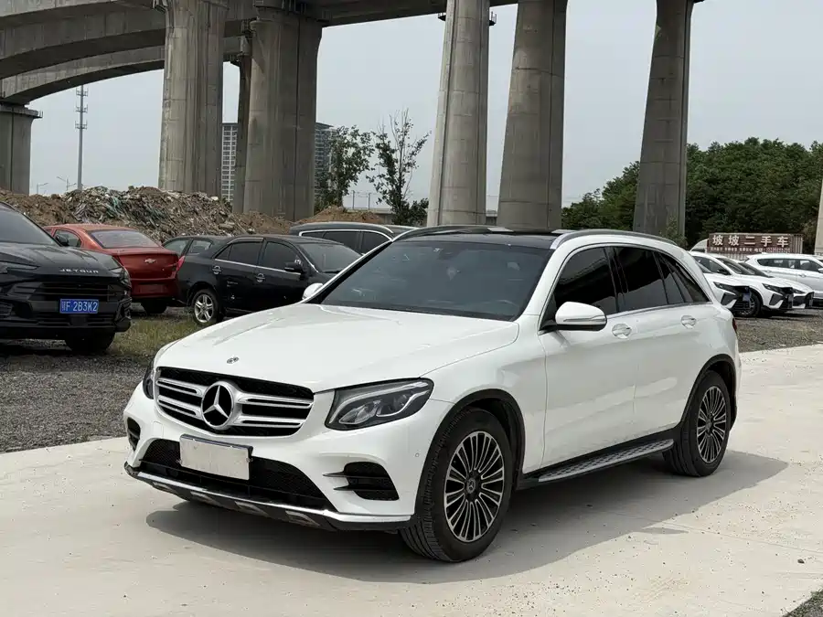 Mercedes Benz GLC