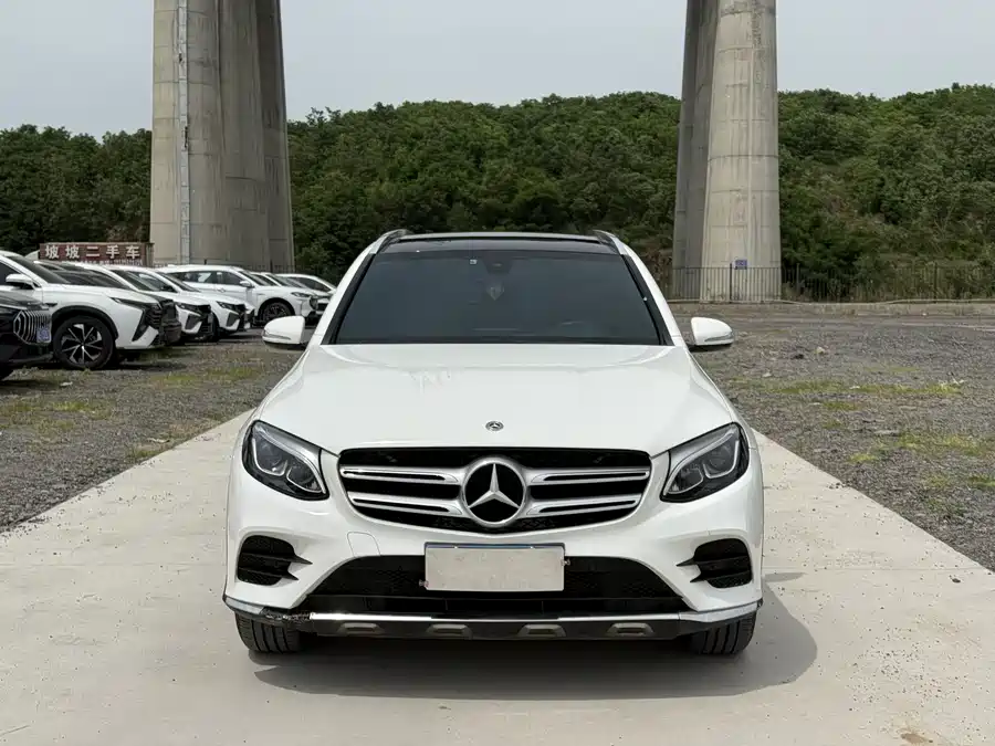 Mercedes Benz GLC