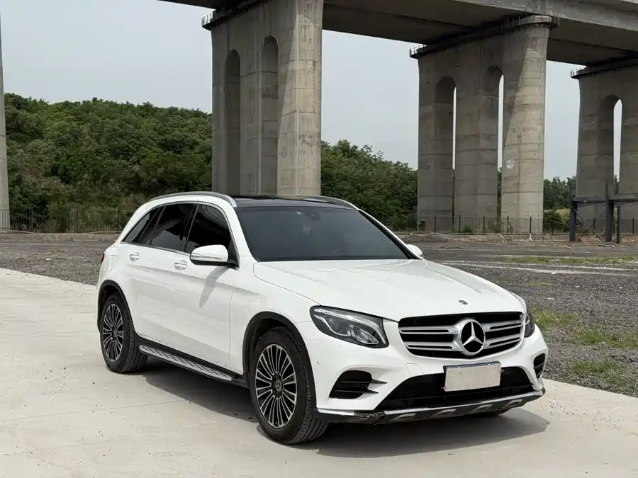 Mercedes Benz GLC