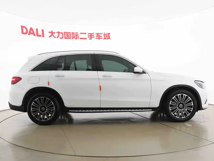 Mercedes Benz GLC