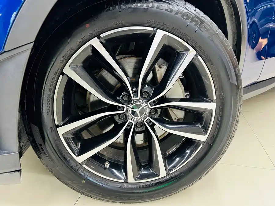 Mercedes Benz GLC
