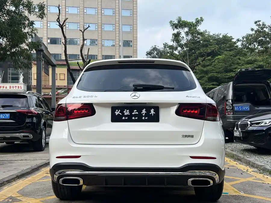 Mercedes Benz GLC