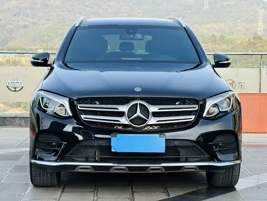 Mercedes Benz GLC