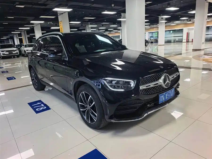 Mercedes Benz GLC