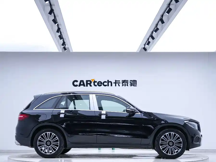 Mercedes Benz GLC