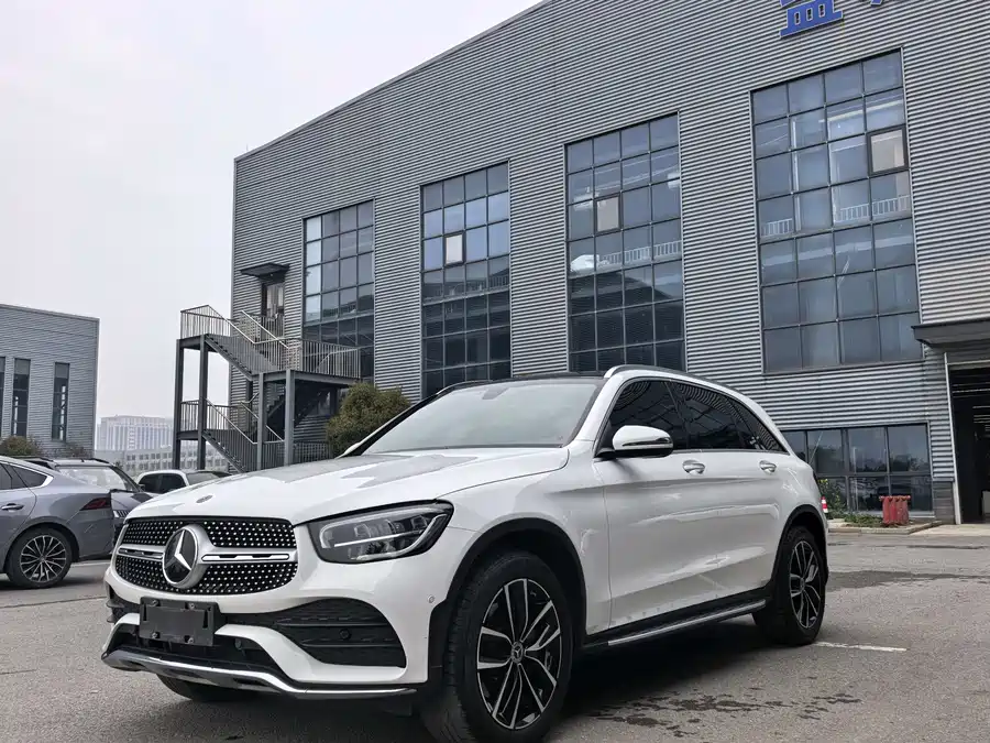 Mercedes Benz GLC