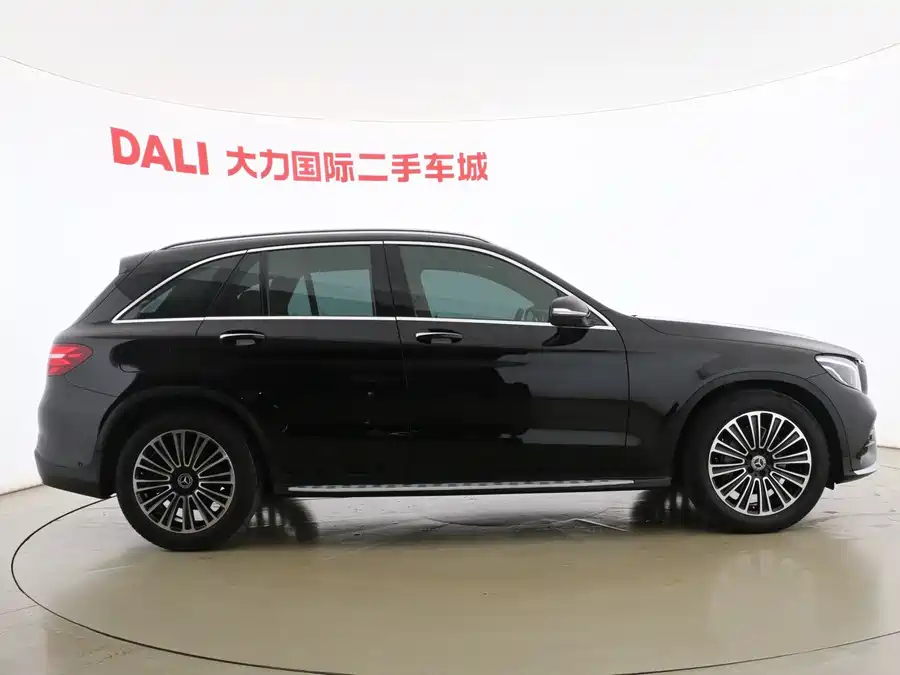 Mercedes Benz GLC