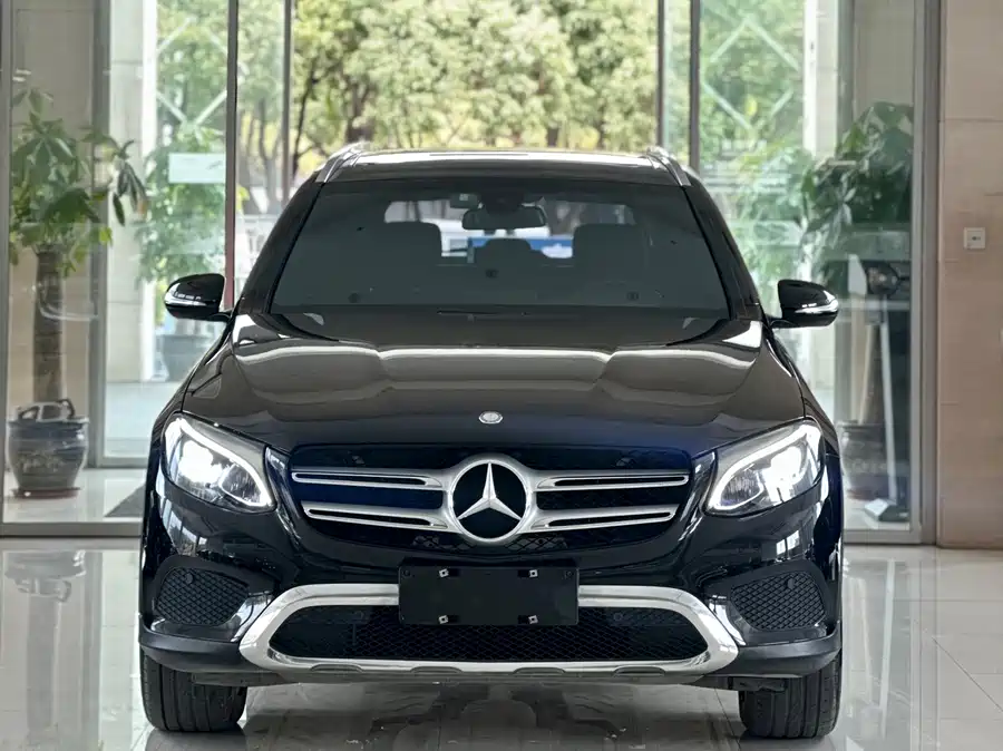 Mercedes Benz GLC