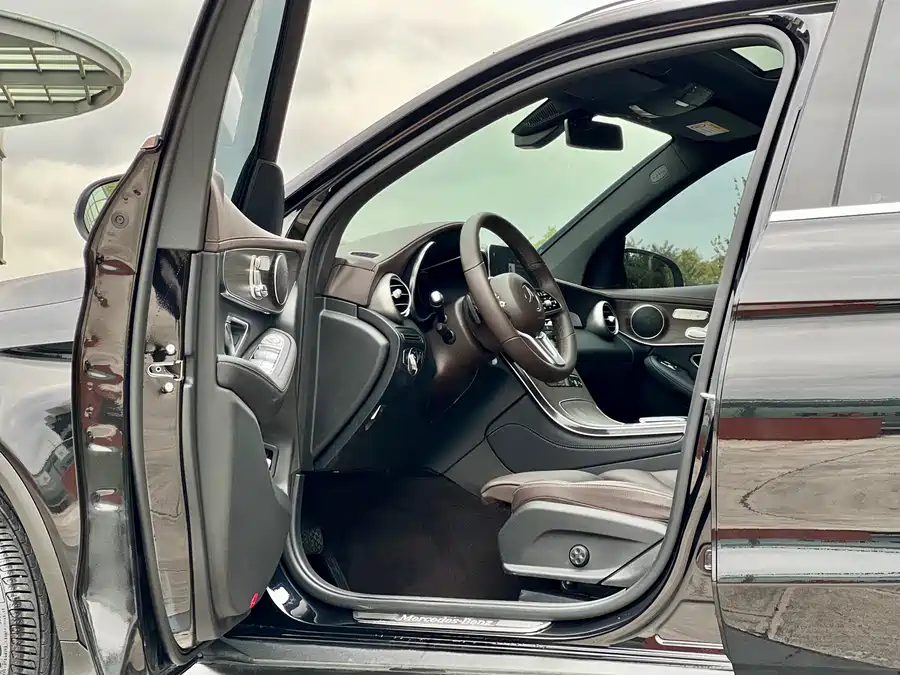 Mercedes Benz GLC