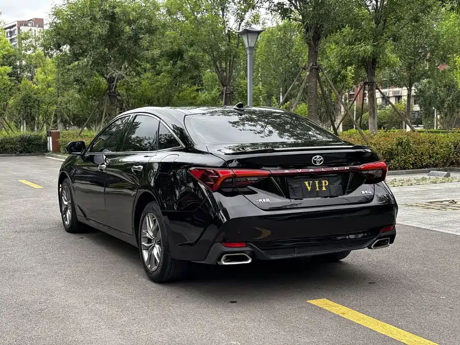 Toyota Avalon