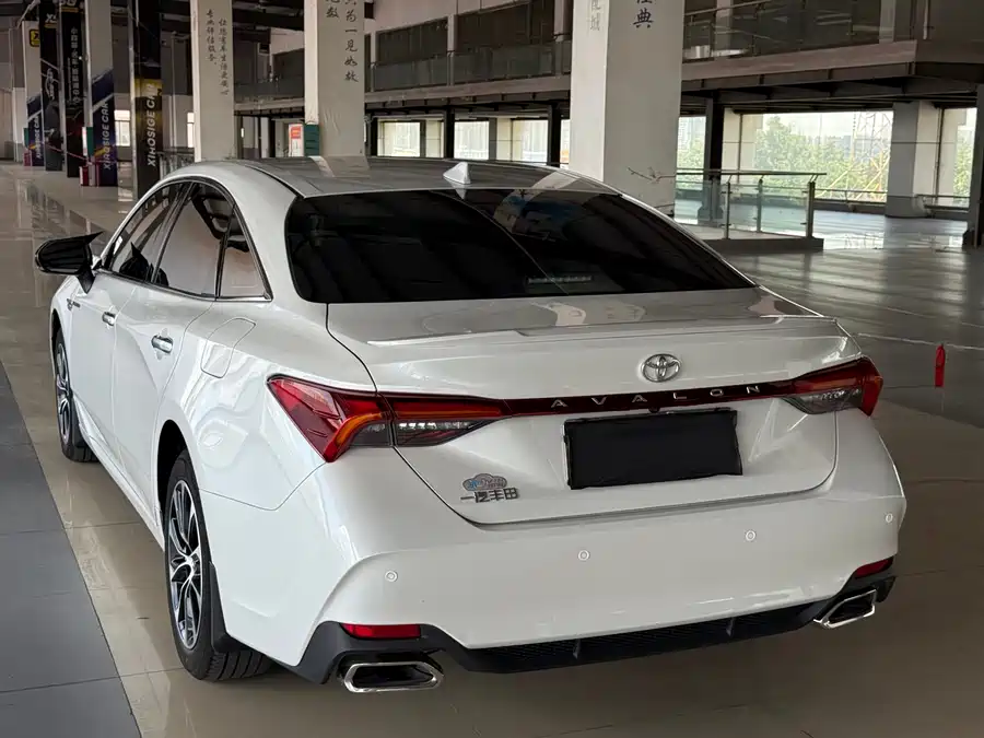 Toyota Avalon