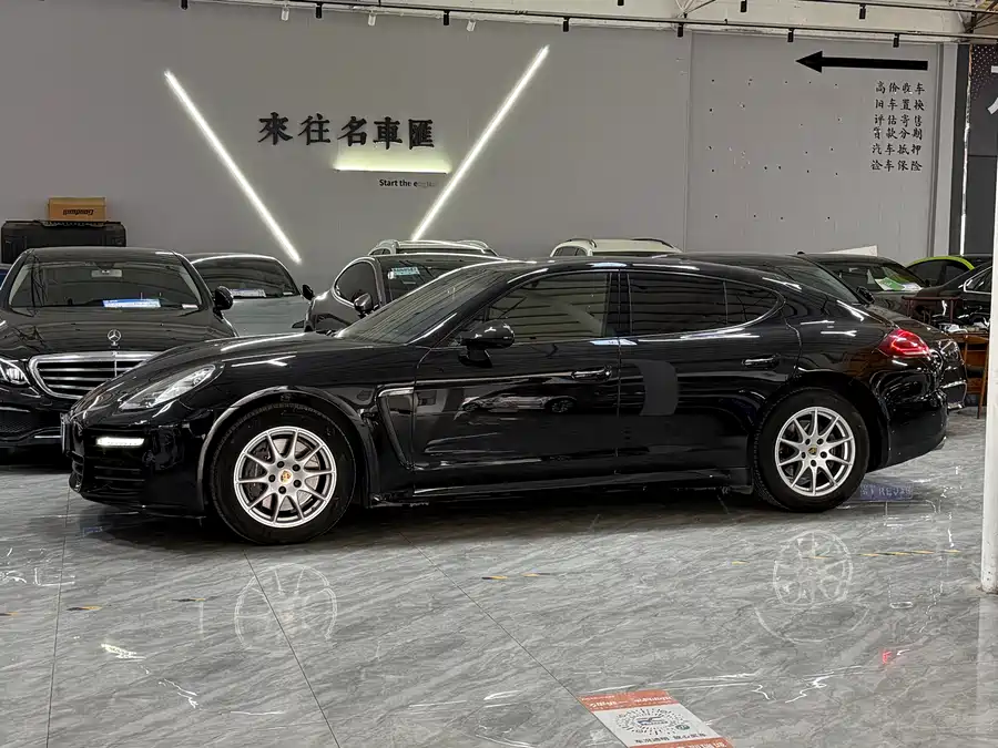 Porsche Panamera
