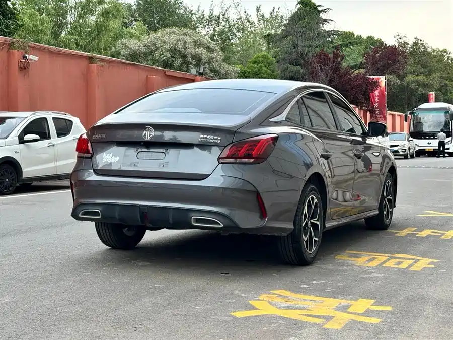 MG 5
