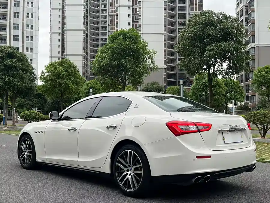 Maserati Ghibli