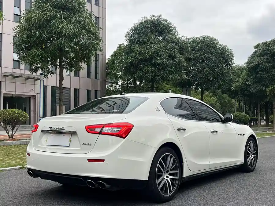 Maserati Ghibli
