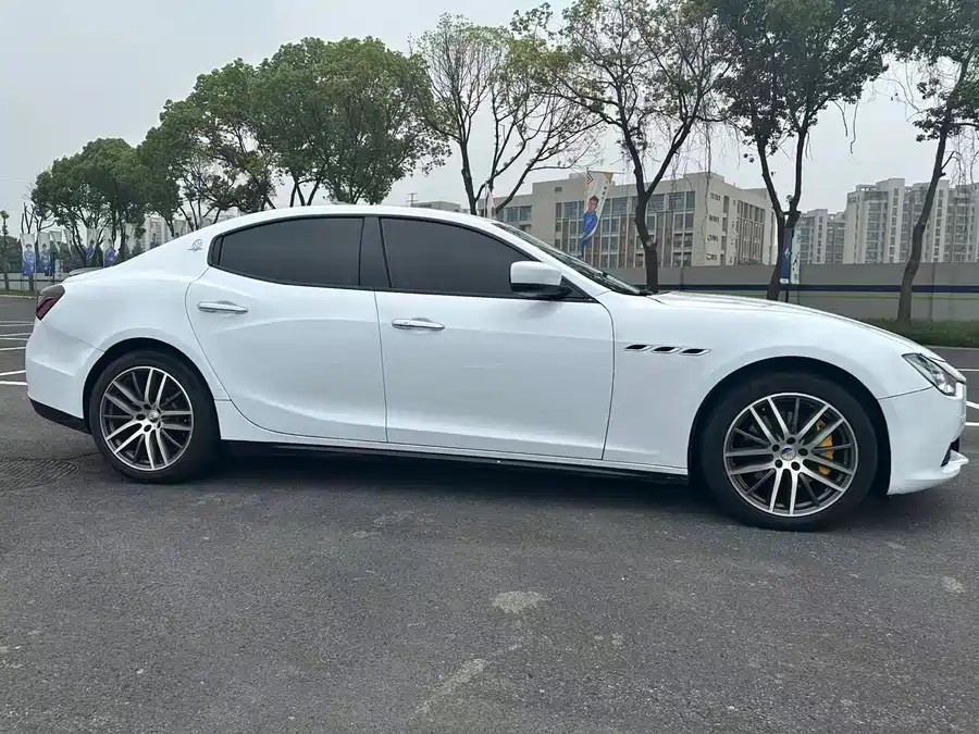 Maserati Ghibli
