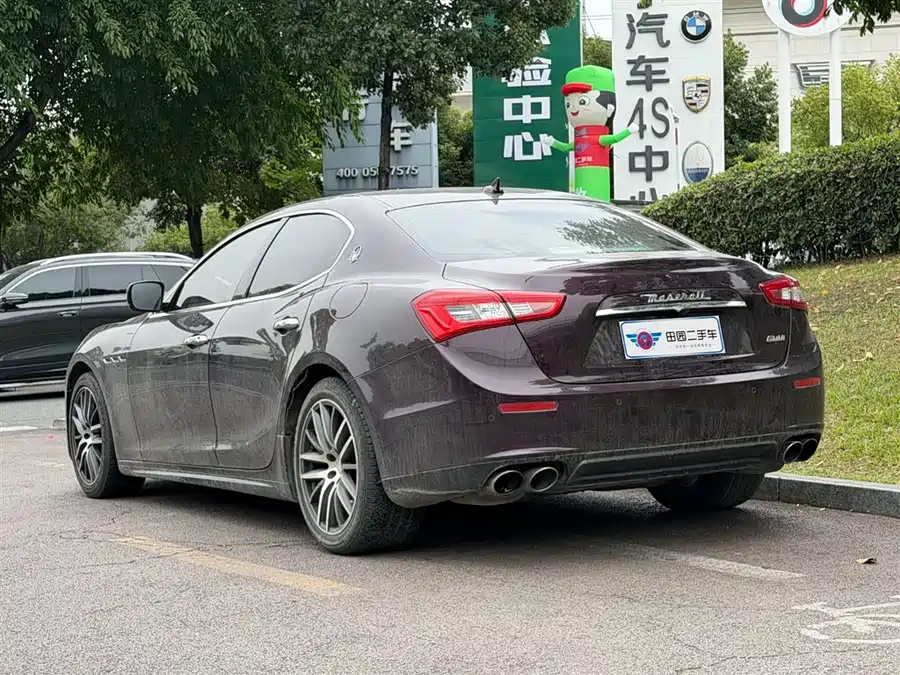 Maserati Ghibli