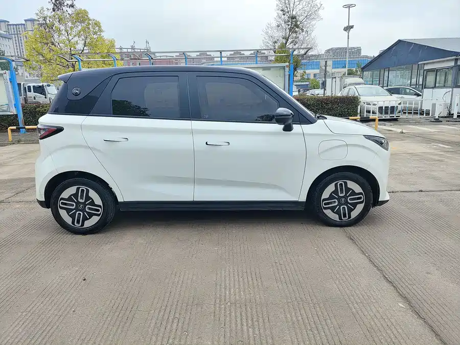 Chery QQ Domi
