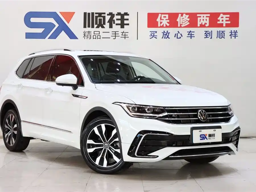 Volkswagen Tiguan L