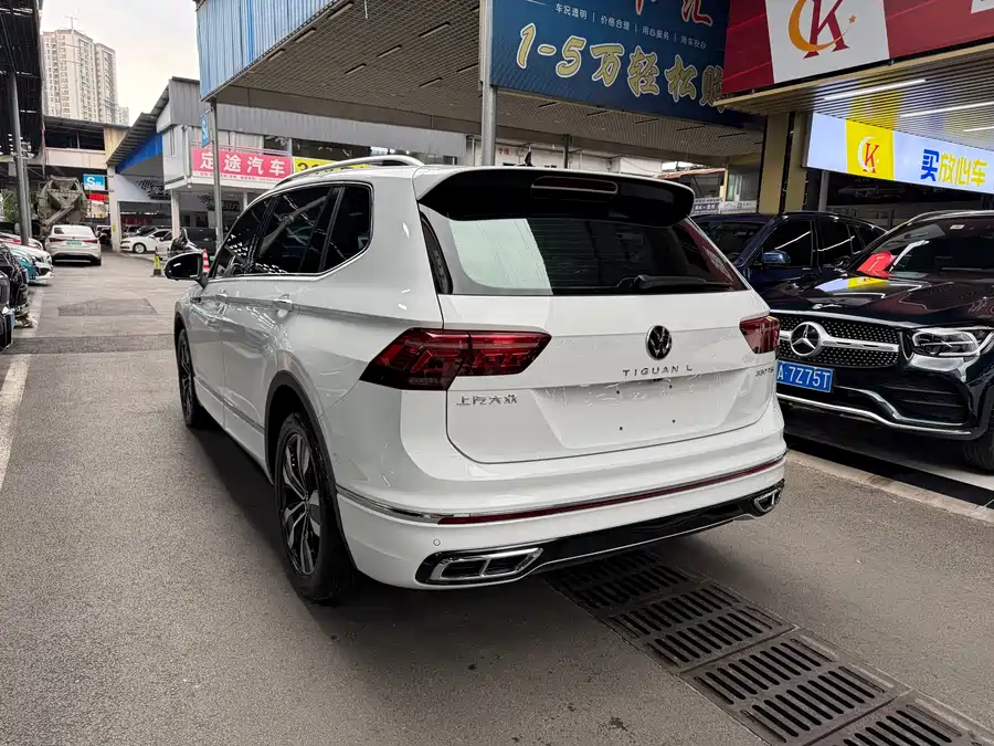 Volkswagen Tiguan L