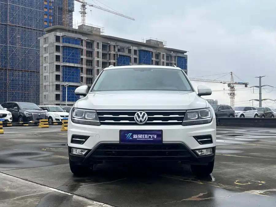 Volkswagen Tiguan L