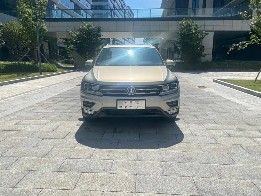 Volkswagen Tiguan L