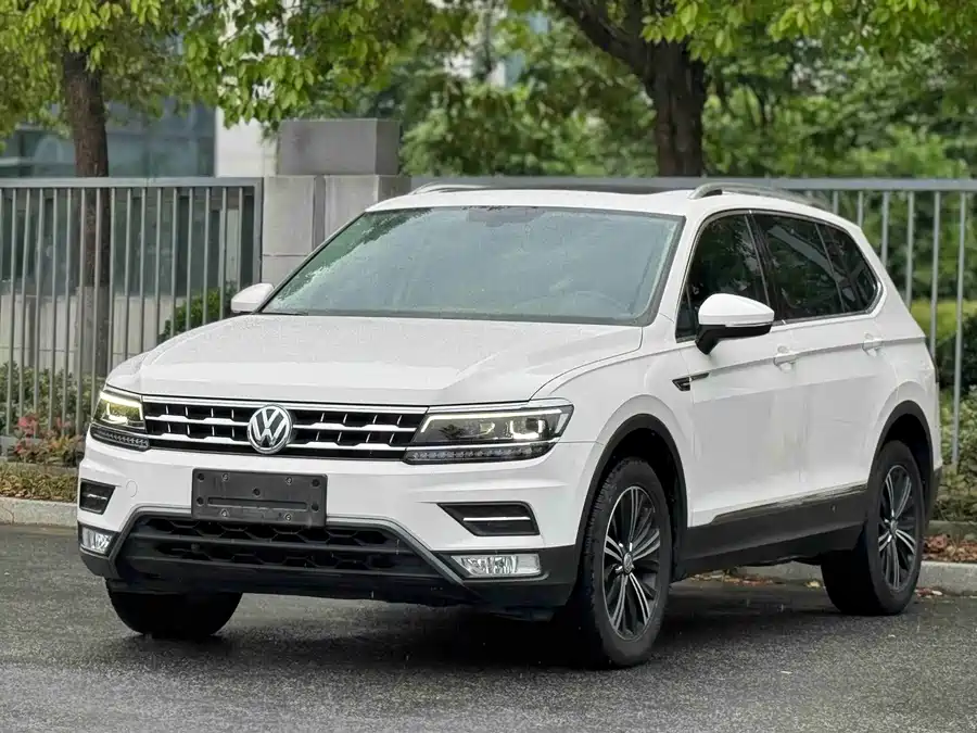 Volkswagen Tiguan L