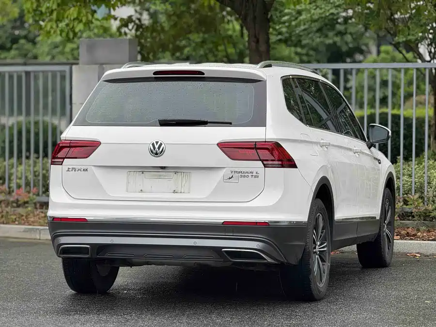 Volkswagen Tiguan L