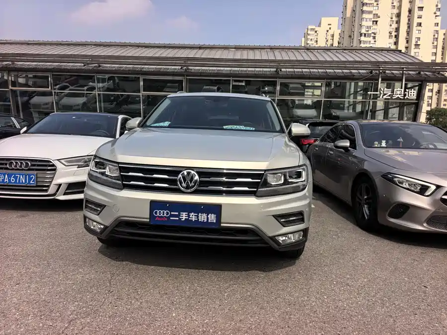 Volkswagen Tiguan L