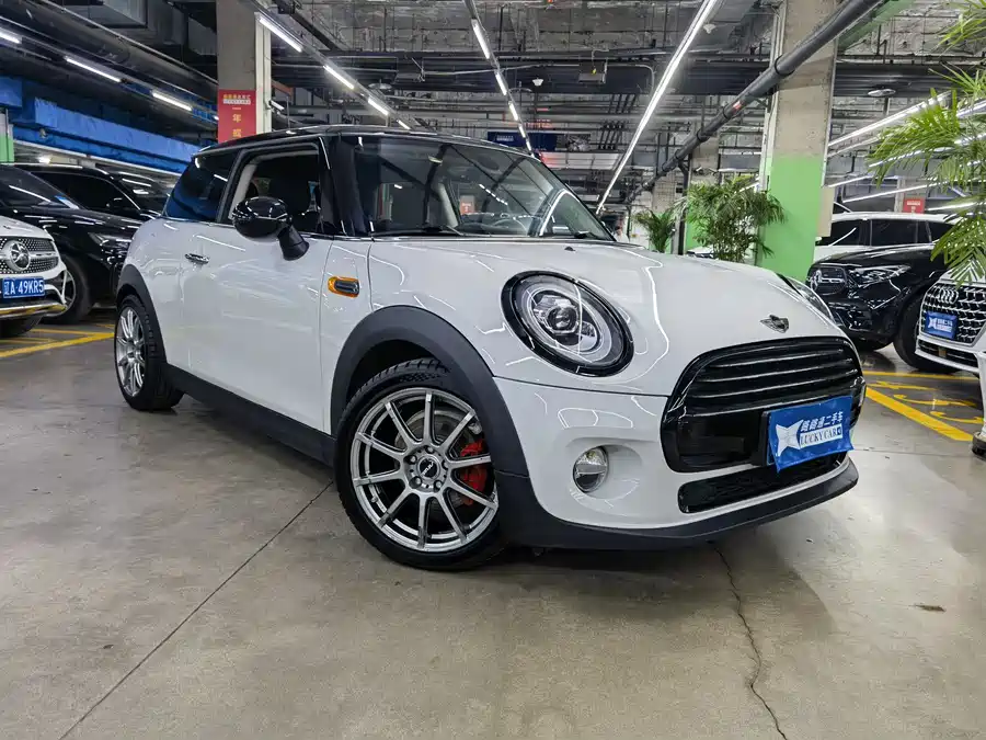 MINI 