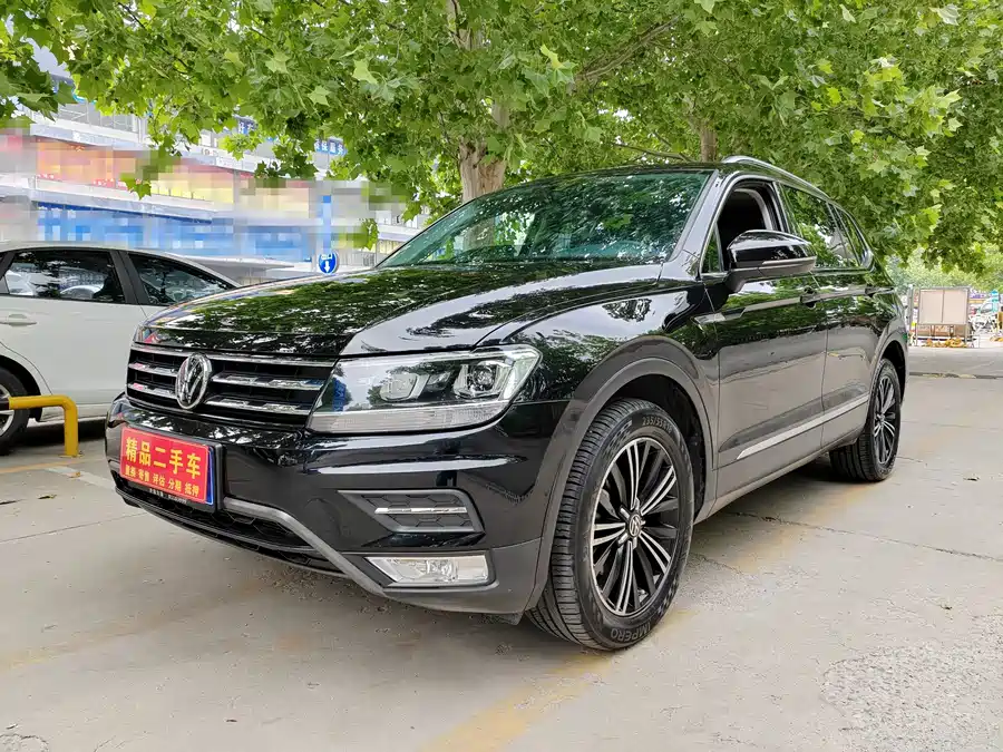 Volkswagen Tiguan L