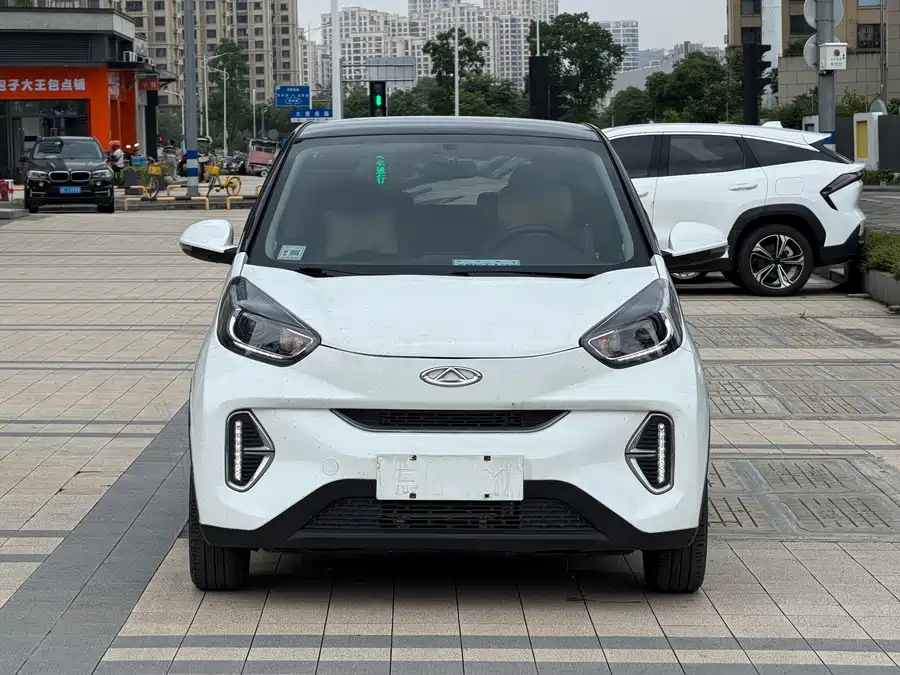 Chery QQ small ant
