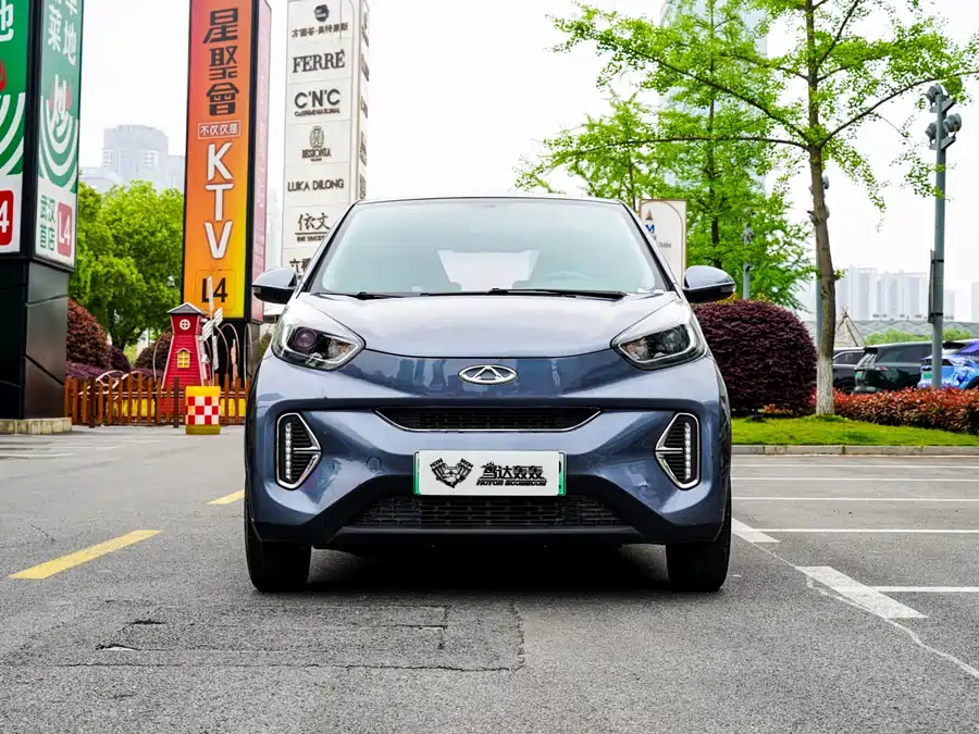 Chery QQ small ant