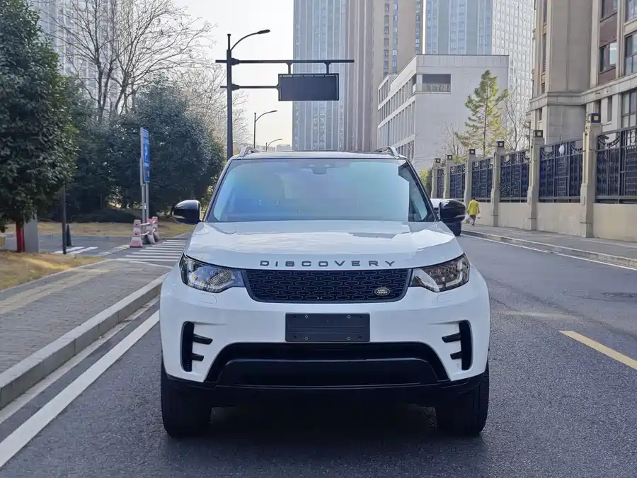 Land Rover finds