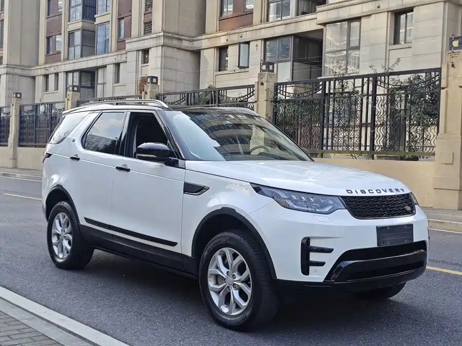 Land Rover finds