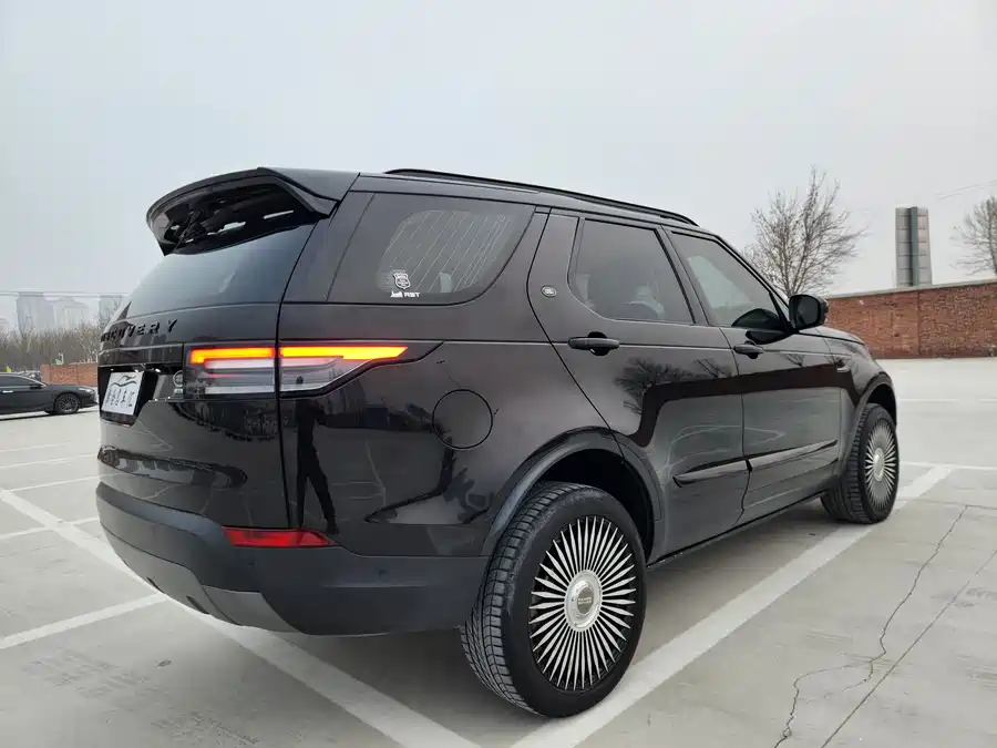 Land Rover finds